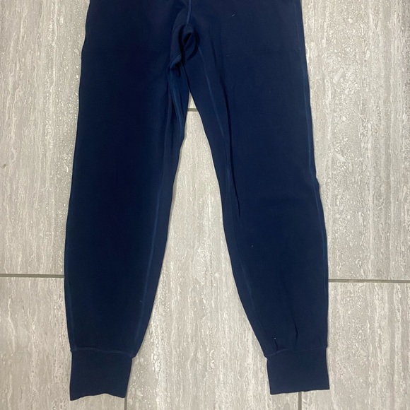 lulu lemon align joggers - Picture 6 of 6